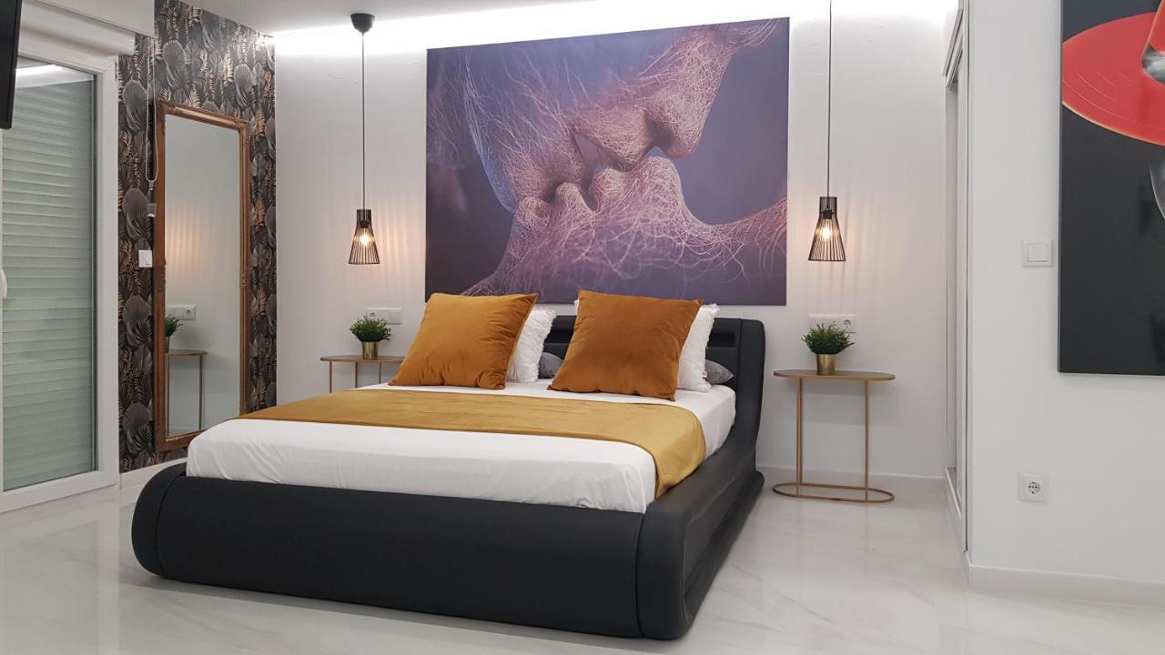 Apartamento Pepi Puerto (Adults Only) 圣波拉 外观 照片