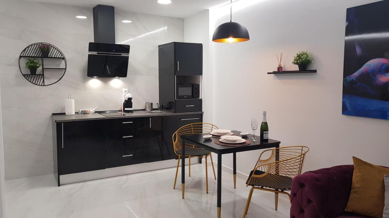 Apartamento Pepi Puerto (Adults Only) 圣波拉 外观 照片
